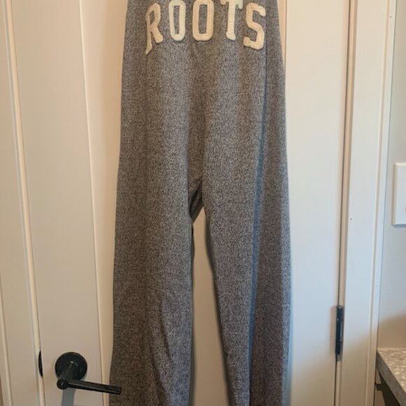 Roots salt & pepper sweatpants (size XS) - Picture 3 of 5